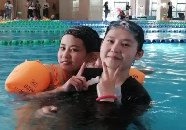 【七点减重】游泳吗？可以拍美美照片的那种