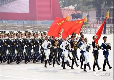 【七点减重】建国70周年阅兵，铁血铸军魂