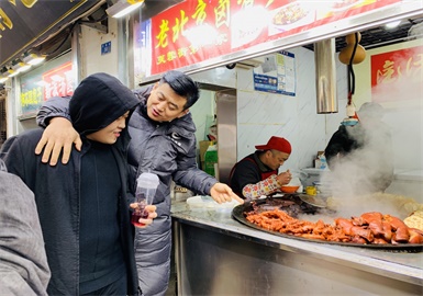 【七点减重】让我们来看一下周冠军的出游是什