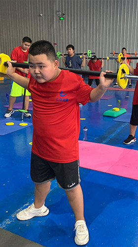 减肥夏令营
